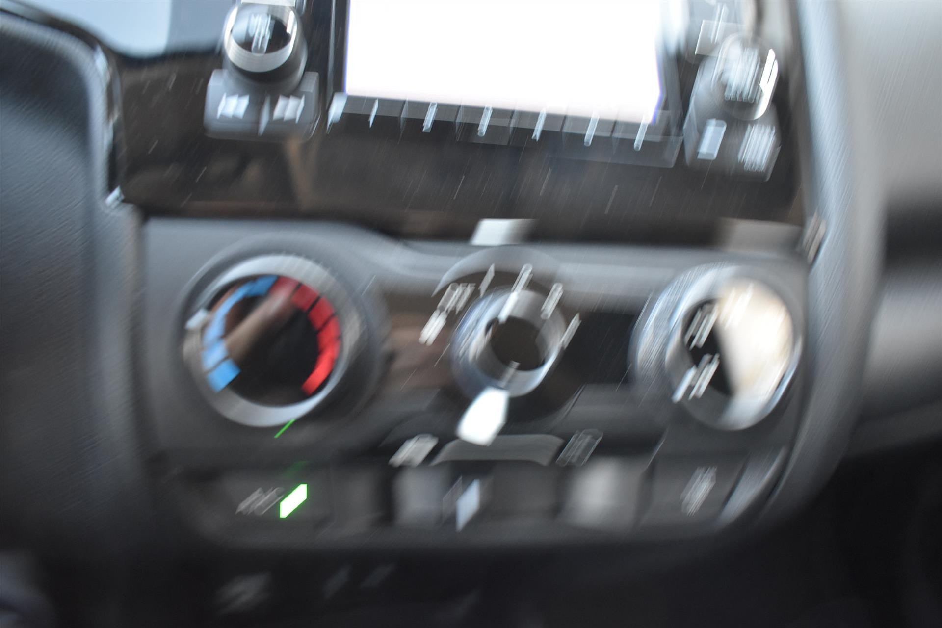 44770047-23.jpg
