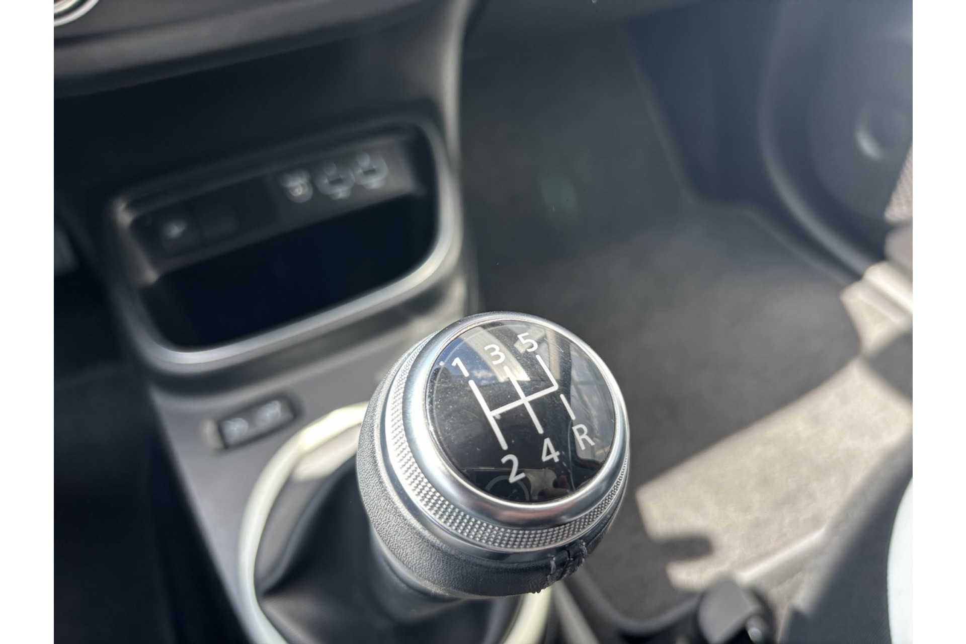 45826354-29.jpg