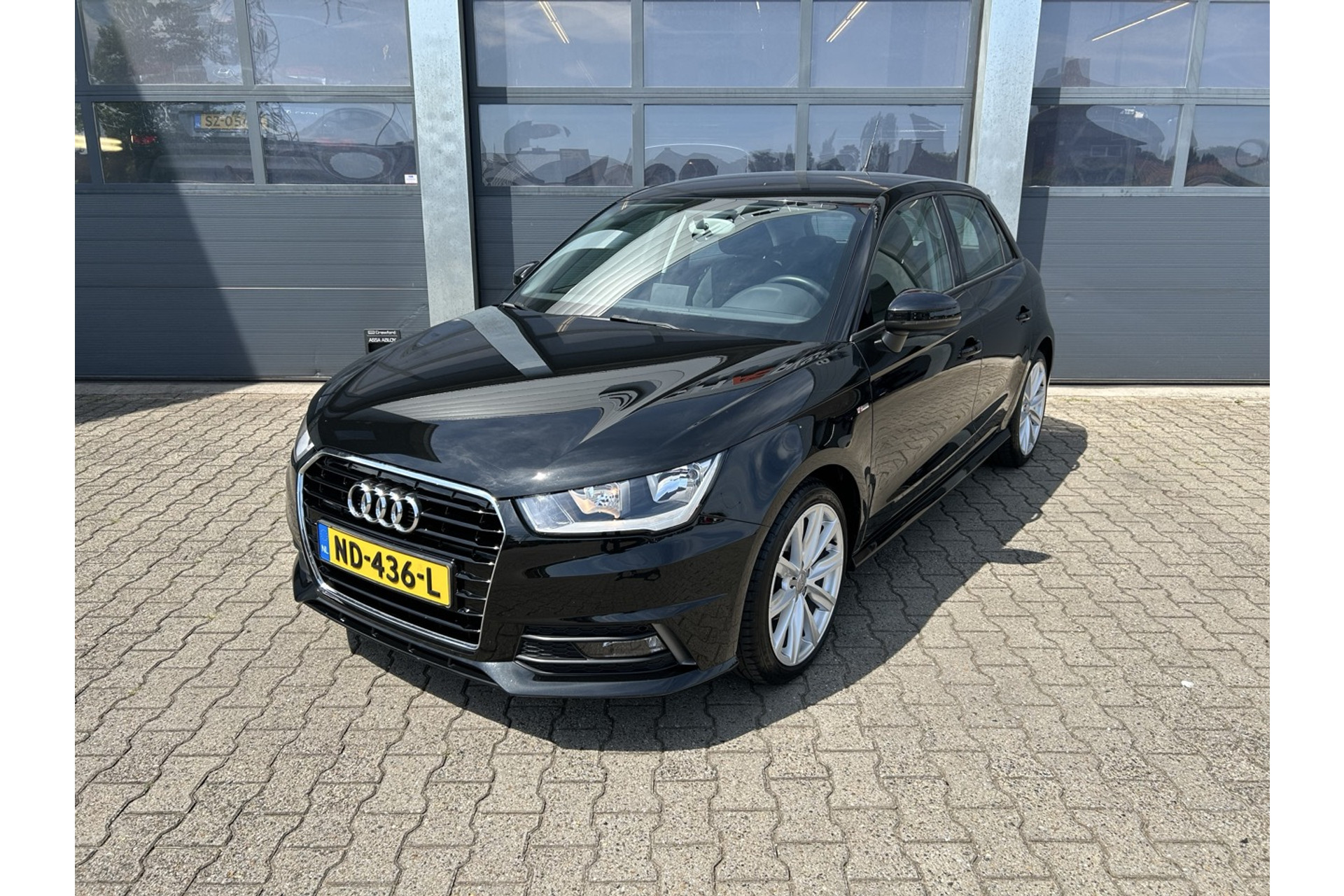 47184020-25.jpg