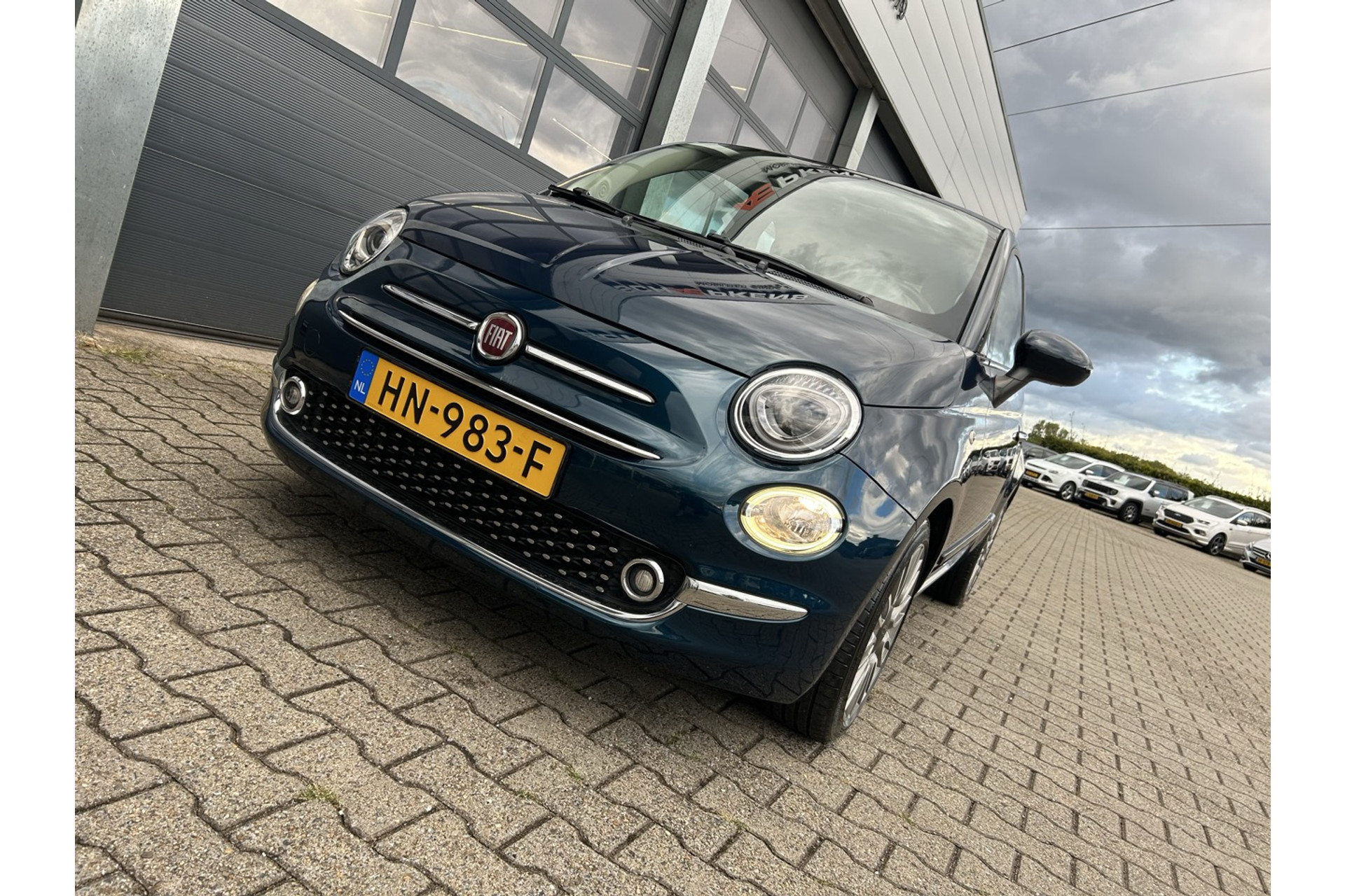 46929121-10.jpg