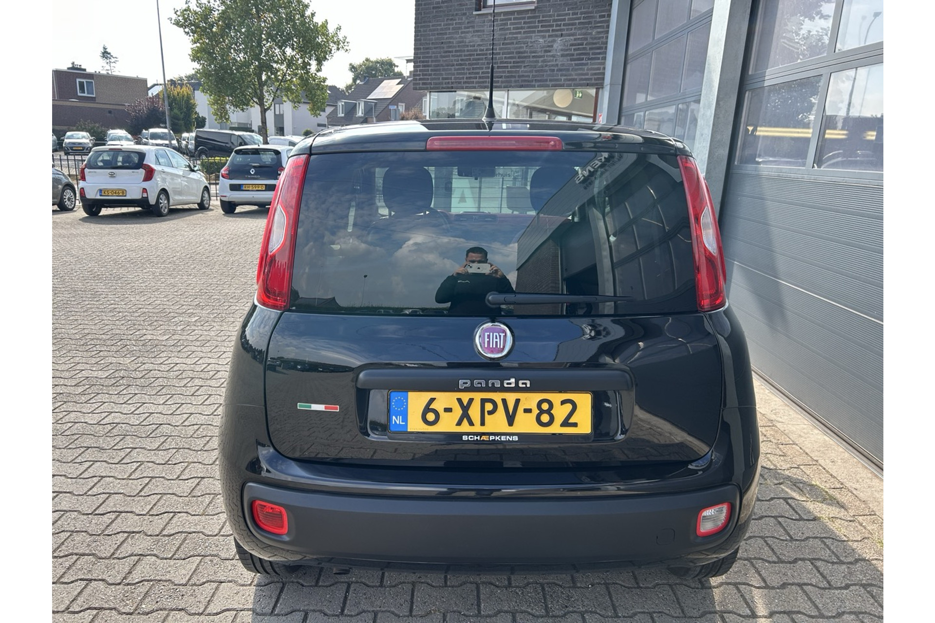 47301321-13.jpg