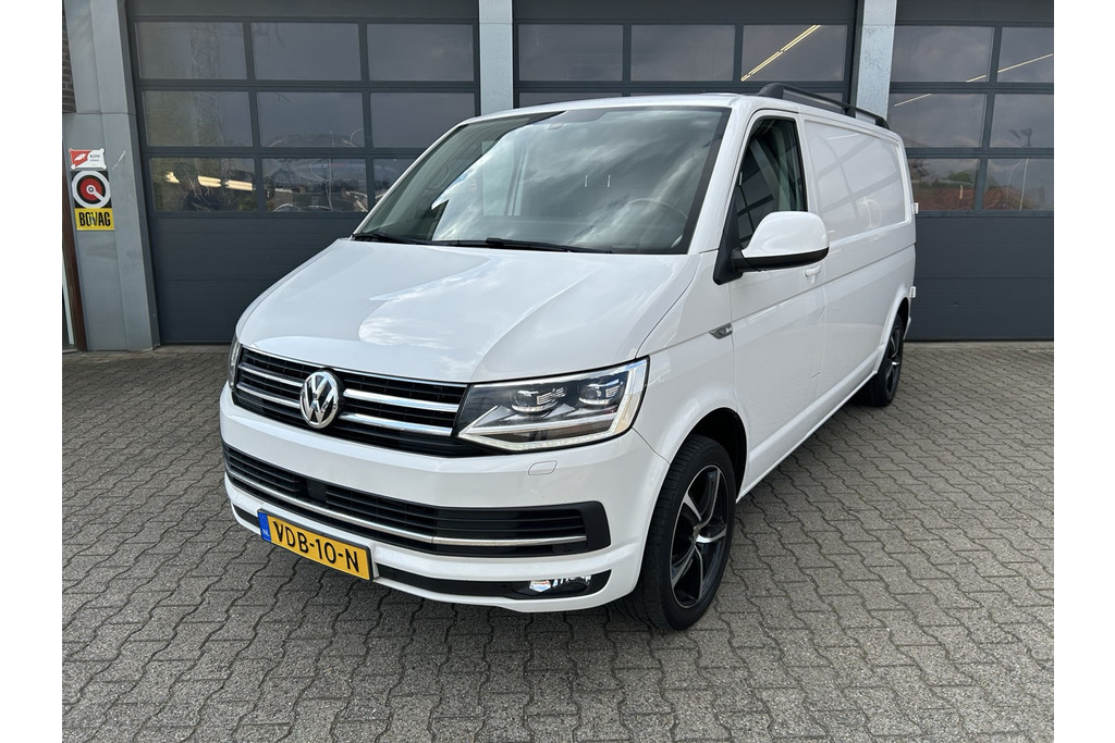 52775137-40.jpg